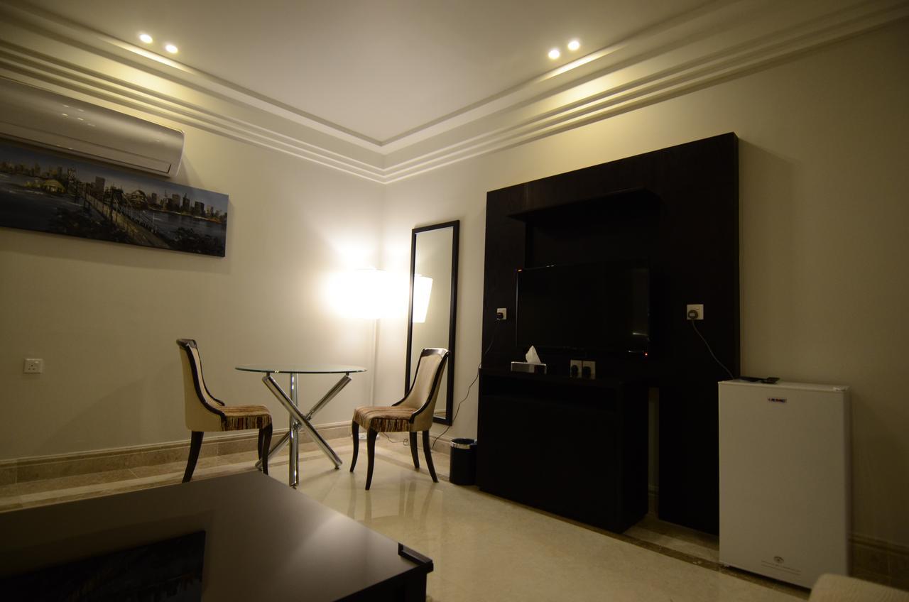 Al Joory Suites Hotel Khafji Bagian luar foto