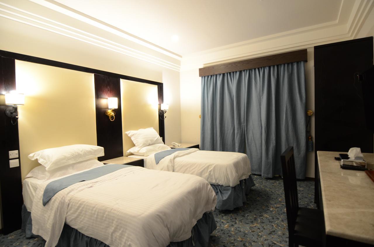 Al Joory Suites Hotel Khafji Bagian luar foto