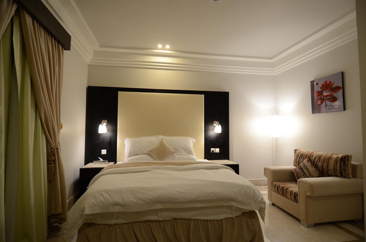 Al Joory Suites Hotel Khafji Bagian luar foto