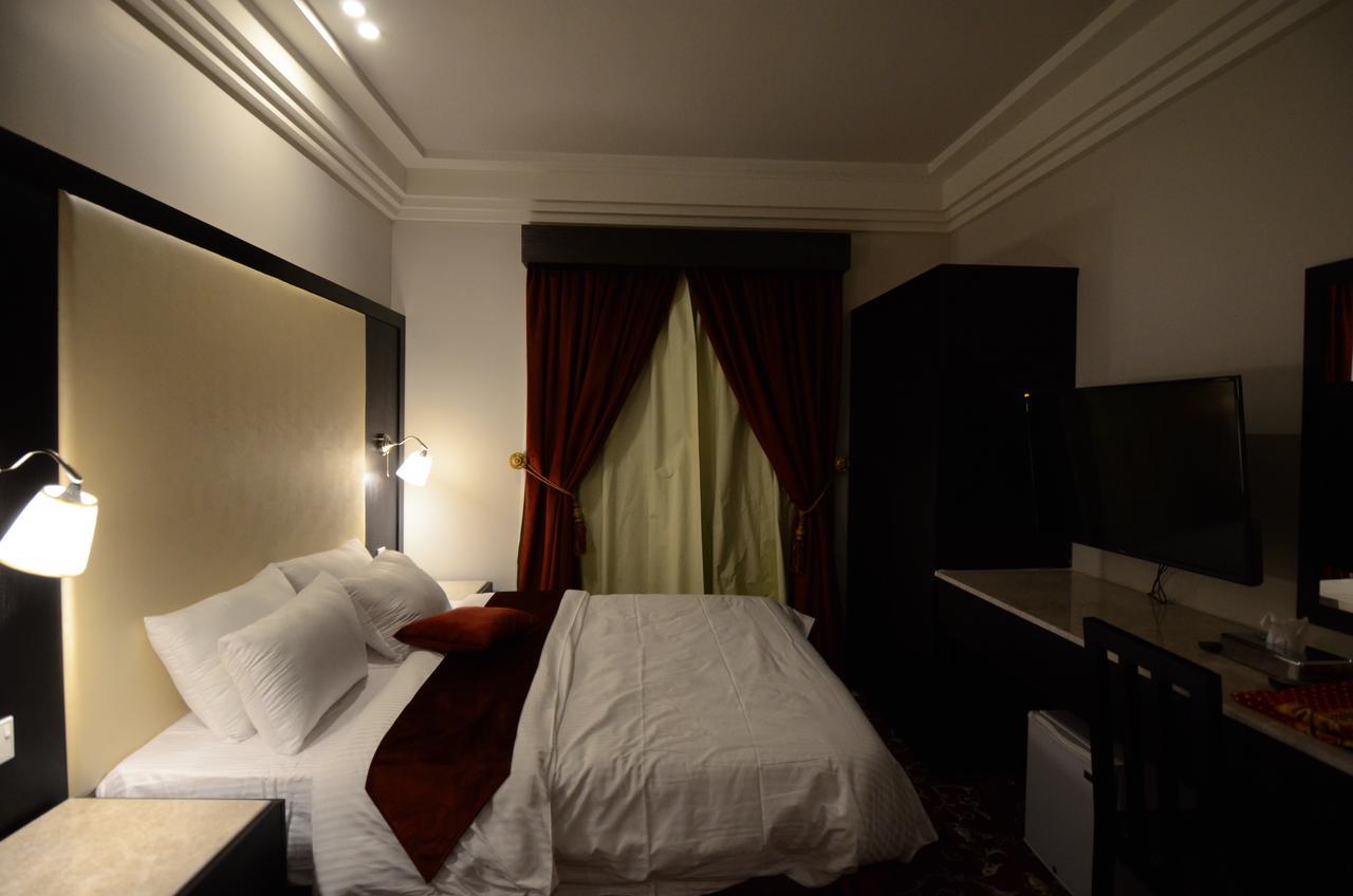Al Joory Suites Hotel Khafji Bagian luar foto